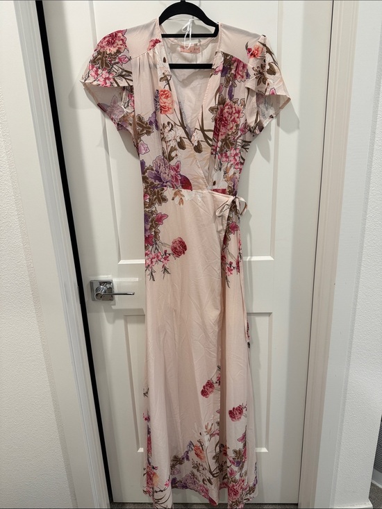 Dresses & Skirts - Floral Wrap Maxi Dress in Blush Pink